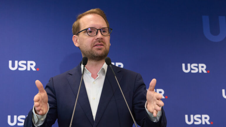 Dominic Fritz: Indiferent ce se întâmplă la moţiune mâine, miniştrii USR îşi vor face datoria şi poimâine