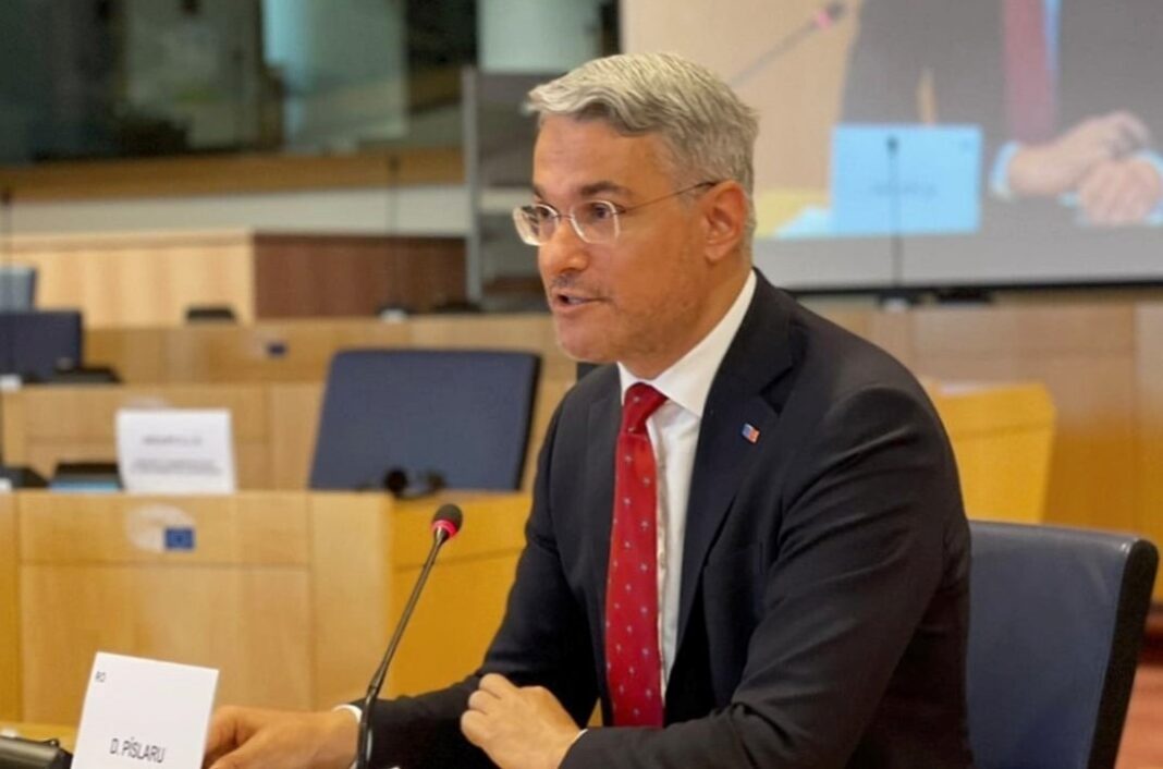 Dragoș Pîslaru nu exclude intrarea în PNL și anunță posibilitatea unei alianțe pentru 2028
