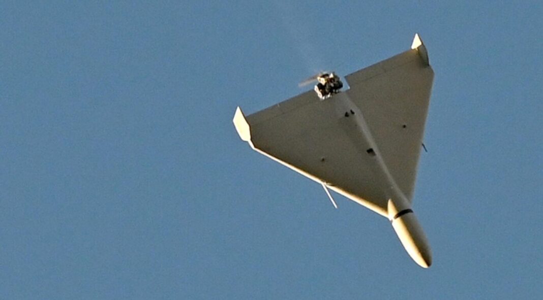 Dronă descoperită pe un câmp în județul Suceava, aproape de granița cu Ucraina