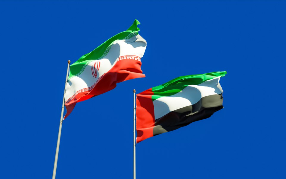 Emiratele Arabe Unite, atacate cu rachete şi drone de Iran. Explozii au fost auzite în mai multe zone din ţară