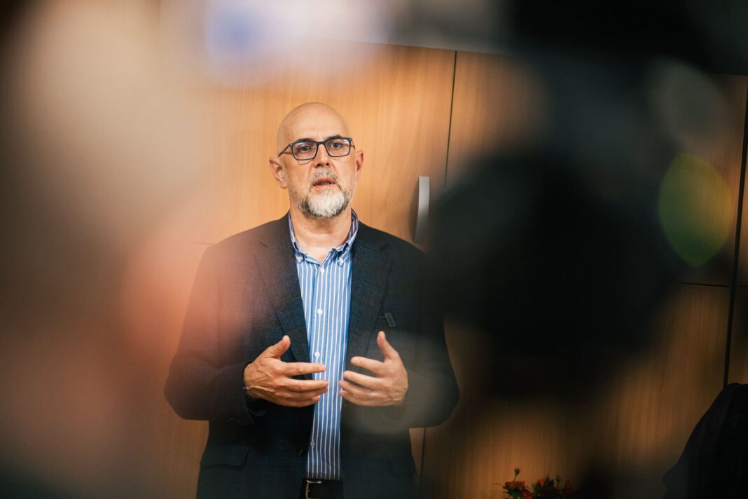 Kelemen Hunor: Un guvern tehnocrat rămâne singur a doua zi, toată lumea va intra în opoziție, AUR va beneficia electoral / Tomac a fost interzis în Ucraina