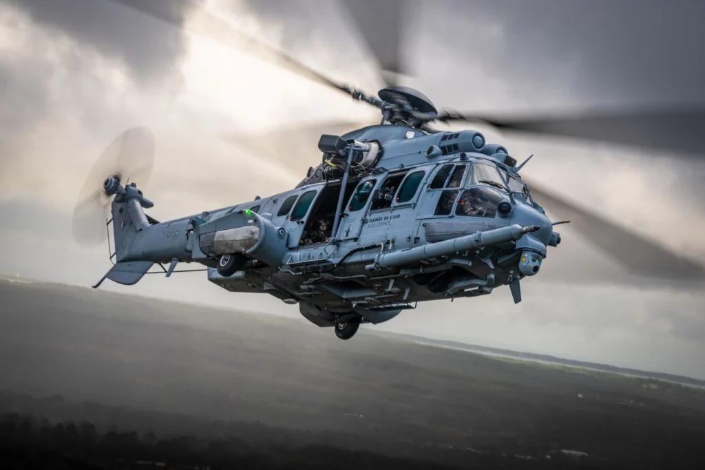 La Ghimbav se vor produce componente pentru elicopterele multirol Airbus H225M / La Brașov va fi creat un centru de pregătire a piloților