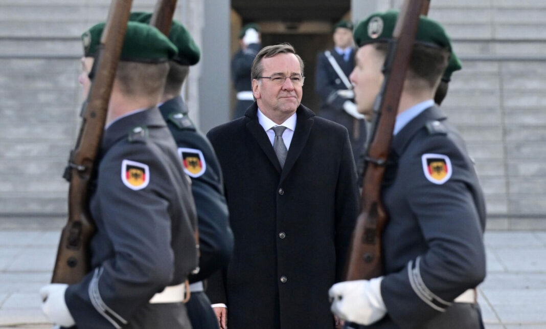 Ministrul german al apărării: Retragerea trupelor americane demonstrează că Europa trebuie să-şi asume o mai mare responsabilitate