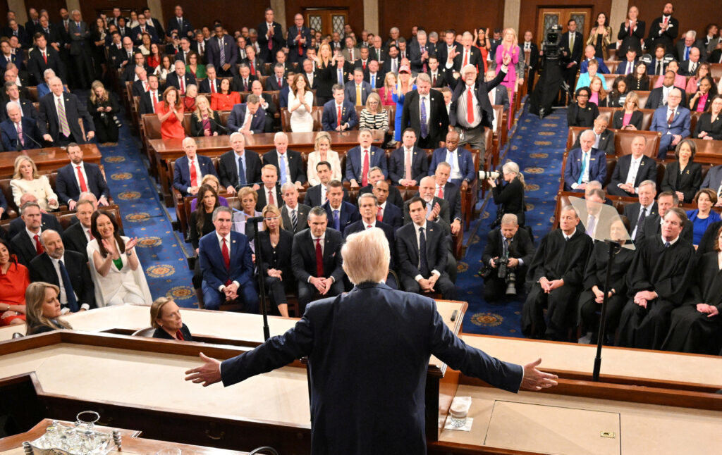 NEWS.ro: Administraţia Trump afirmă că războiul din Iran a fost „încheiat” evitând să se mai adreseze Congresului pentru aprobare, la expirarea termenului legal de 60 de zile
