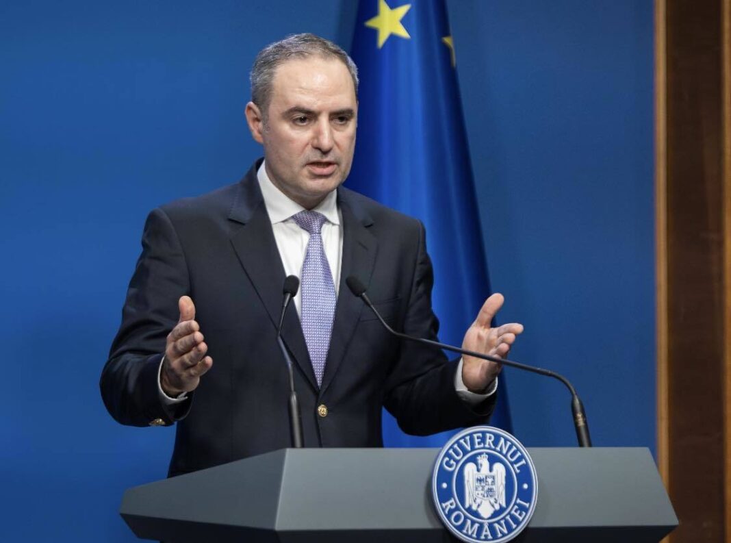 NEWS.ro: Alexandru Nazare: Continuarea gestionării responsabile a resurselor publice şi semnalele pe care le transmitem în extern sunt esenţiale pentru funcţionarea economiei şi, inclusiv, pentru menţinerea ratingului de ţară