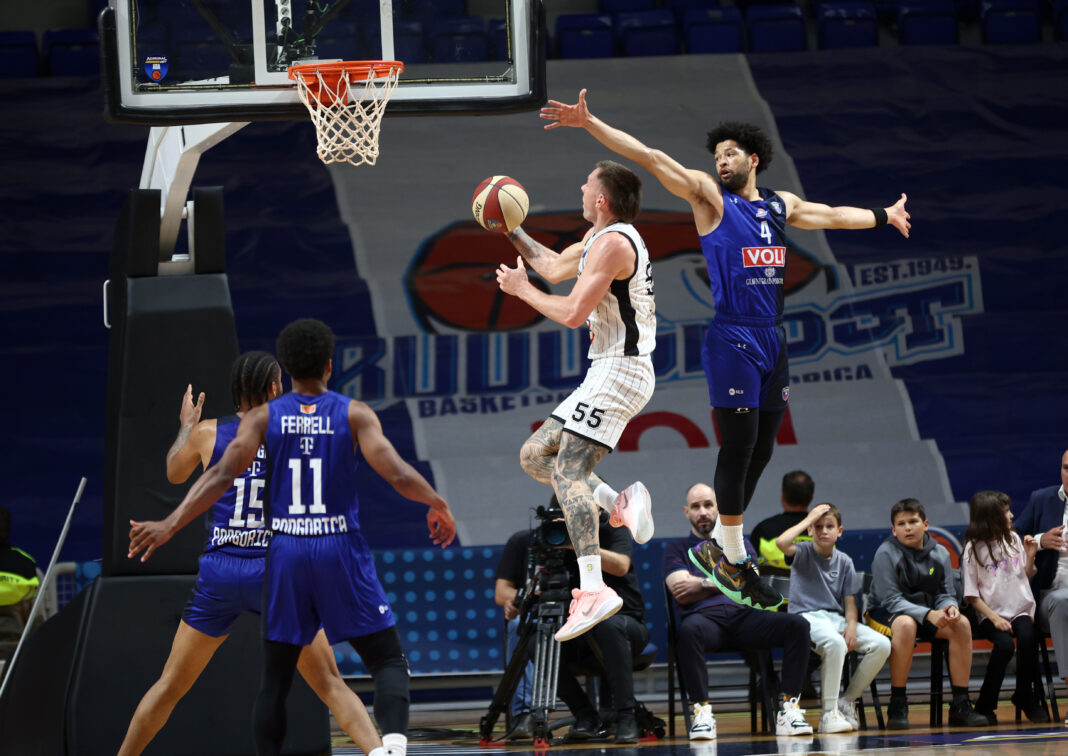 NEWS.ro: Baschet masculin: Buducnost - U BT Cluj, scor 86-73, în primul meci din sferturile Ligii Adriatice