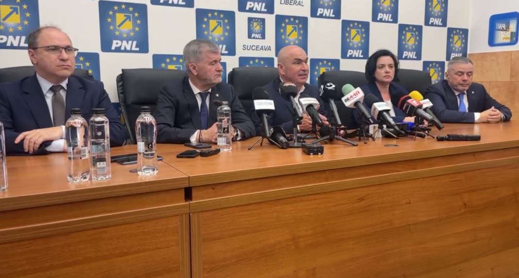 NEWS.ro: Bolojan, despre scenarii post-moţiune: Dacă moţiunea trece, guvernul rămâne în funcţie interimar, până la validarea unui nou Guvern. Dacă nu trece, guvernul va funcţiona în condiţii normale. Vor fi consultări parlamentare