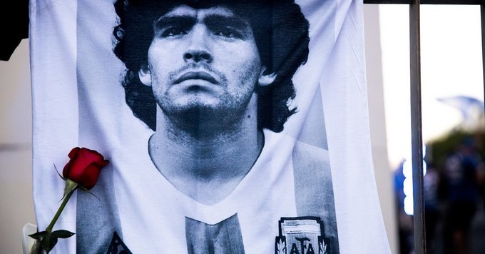 NEWS.ro: Diego Maradona suferea de „tulburare bipolară” şi de „tulburare de personalitate narcisistă”, dezvăluie un psiholog judecat în legătură cu moartea sa