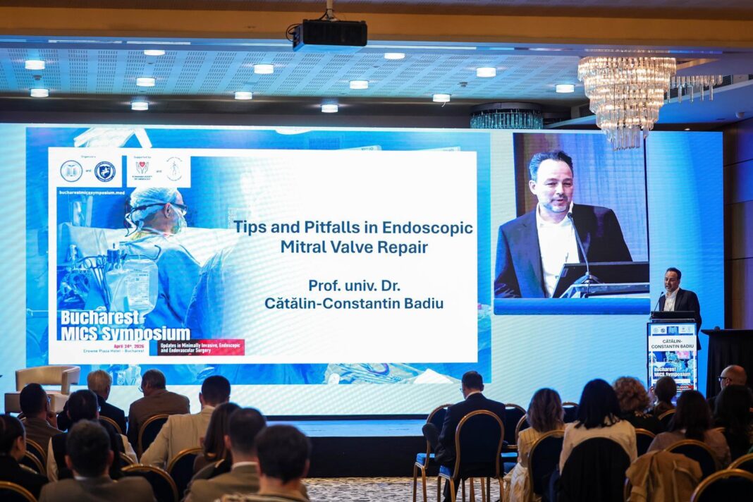 NEWS.ro: Dr. Cătălin Badiu: Le spun colegilor mai tineri - În fiecare zi targetul lor trebuie să fie vârfurile cele mai înalte/ Dr. Badiu a adus pentru ei la Bucureşti elita chirurgiei cardiovasculare mondiale - FOTO