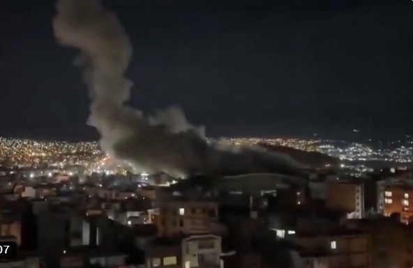 NEWS.ro: Emiratele Arabe Unite anunţă că au interceptat 15 rachete iraniene şi patru drone. Trei persoane au fost rănite. Şcolile vor trece din nou la învăţământul online
