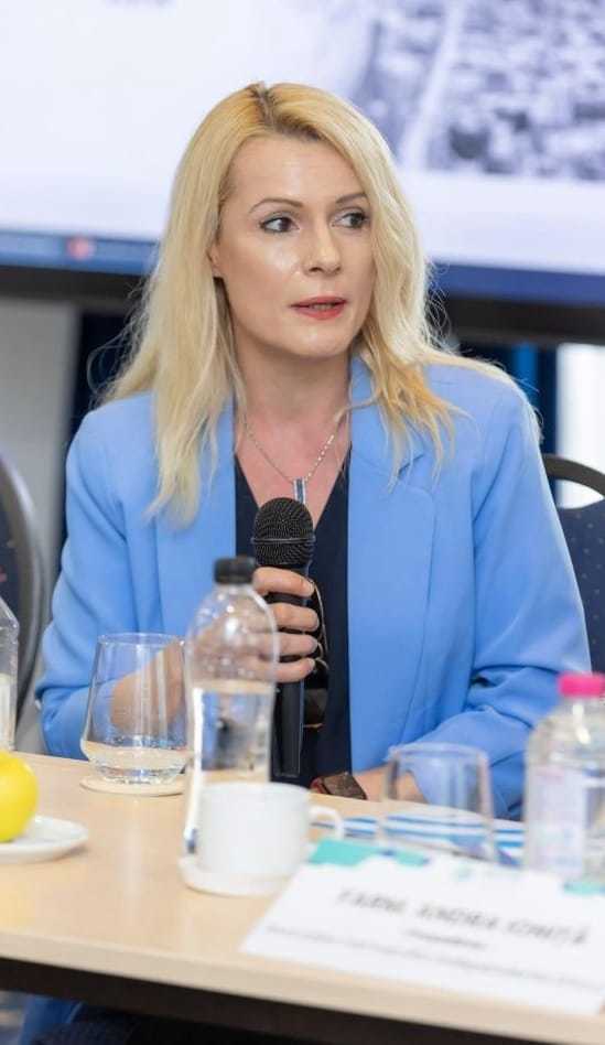 NEWS.ro: Farmacist, despre aşa numitele „pastile de slăbit” Mounjaro”, vândute online ca suplimente: Nu au cum să vină într-un mod legal în ţară. În cel mai bun caz nu au niciun efect, dar în cel mai rău caz pot avea efecte secundare grave, chiar şi letale