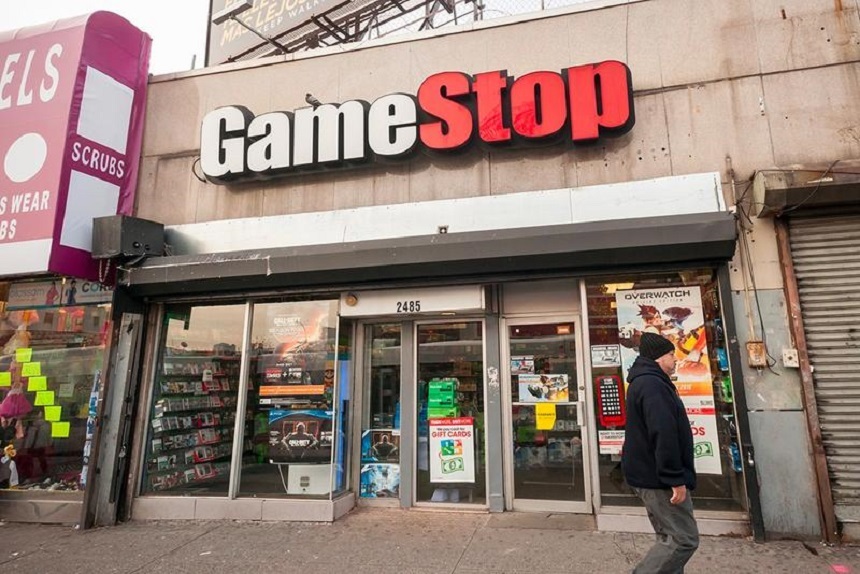 NEWS.ro: GameStop lansează o ofertă de 56 de miliarde de dolari pentru preluarea eBay, dar investitorii sunt sceptici