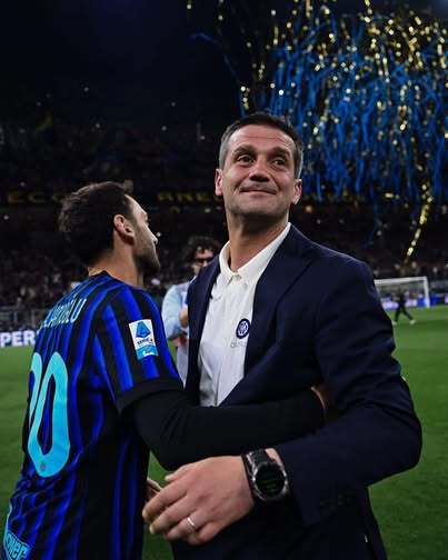 NEWS.ro: Hagi îl felicită pe Chivu: O confirmare a muncii tale extraodinare!