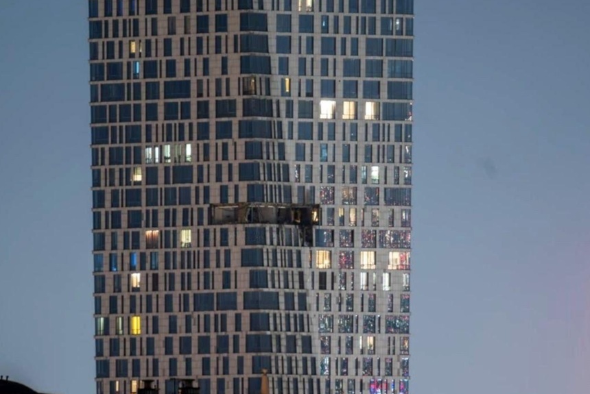 NEWS.ro: Imobil rezidenţial avariat la Moscova, într-un atac ucrainean cu dronă, înaintea defilări de la 9 Mai, anunţă Sobianin