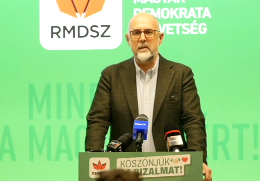 NEWS.ro: Kelemen Hunor: Astăzi, dacă mergem la anticipate, înseamnă că dăm pentru o perioadă lungă de timp guvernarea ţării celor de la AUR / În două, trei săptămâni maxim ar trebui să avem un nou guvern