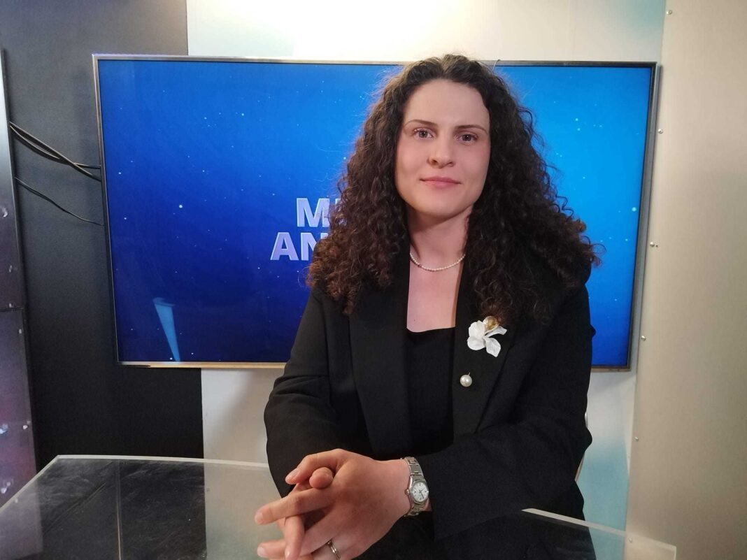 NEWS.ro: Medicul Denisa Petrescu: Cel mai frecvent consum rămâne de tutun şi de alcool/ Unele persoane, tocmai din cauza anxietăţii sau a depresiei, preferă să se automedicheze