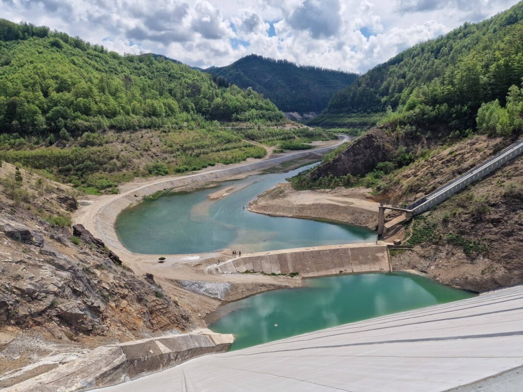 NEWS.ro: Ministerul Mediului anunţă că a fost finalizată acumularea Sălard din judeţul Bihor, iar Barajul Leşu va intra în etapa de reumplere după 12 ani, în urma unor investiţii prin PNRR