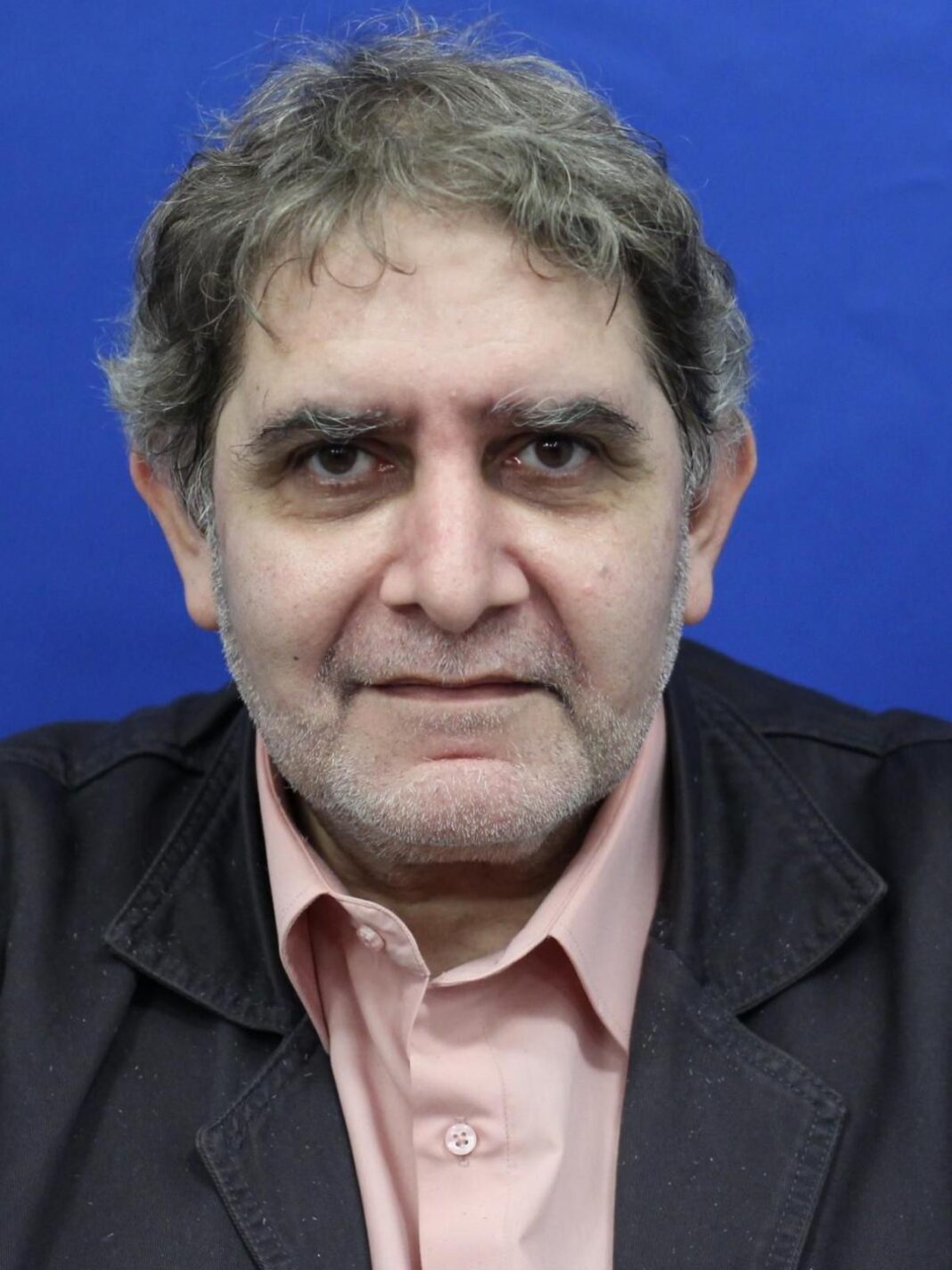 NEWS.ro: MOŢIUNE DE CENZURĂ - Varujan Pambuccian (minorităţi): Nu ştiu cum se va încheia moţiunea, dar de mâine va trebui să revenim la masa coaliţiei, să discutăm ce nu a funcţionat şi ce trebuie făcut