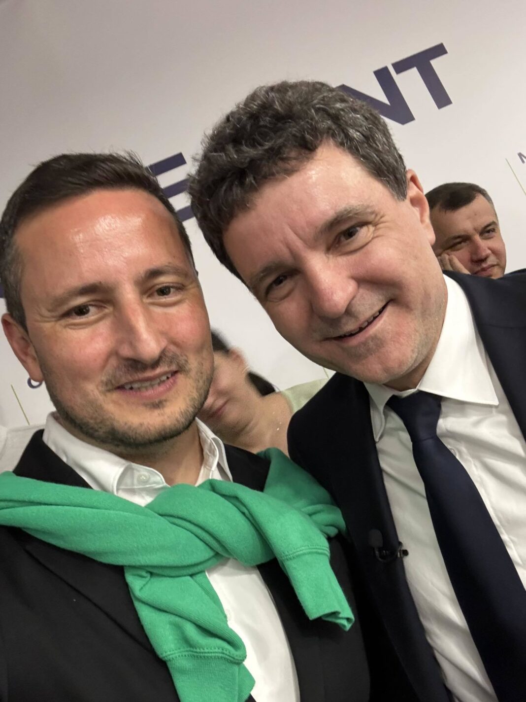 NEWS.ro: Nicu Ştefănuţă: Pentru suveranişti ar fi o strategie inteligentă să câştige funcţia prezidenţială şi apoi pe cea guvernamentală / Nu cred că vor aştepta 4 ani / Cu tot respectul, Nicuşor Dan nu este Traian Băsescu şi nu va rezista unei suspendări
