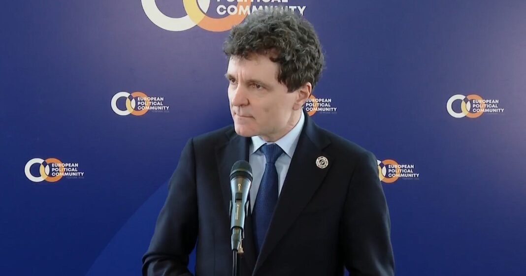 NEWS.ro: Nicuşor Dan, după ce AUR a spus că va merge la Cotroceni cu propunerea Călin Georgescu premier: Acest scenariu este exclus, el e bun de titlu de ziar, dar e exclus în practică / Despre AUR: M-am ferit să folosesc cuvântul extremist