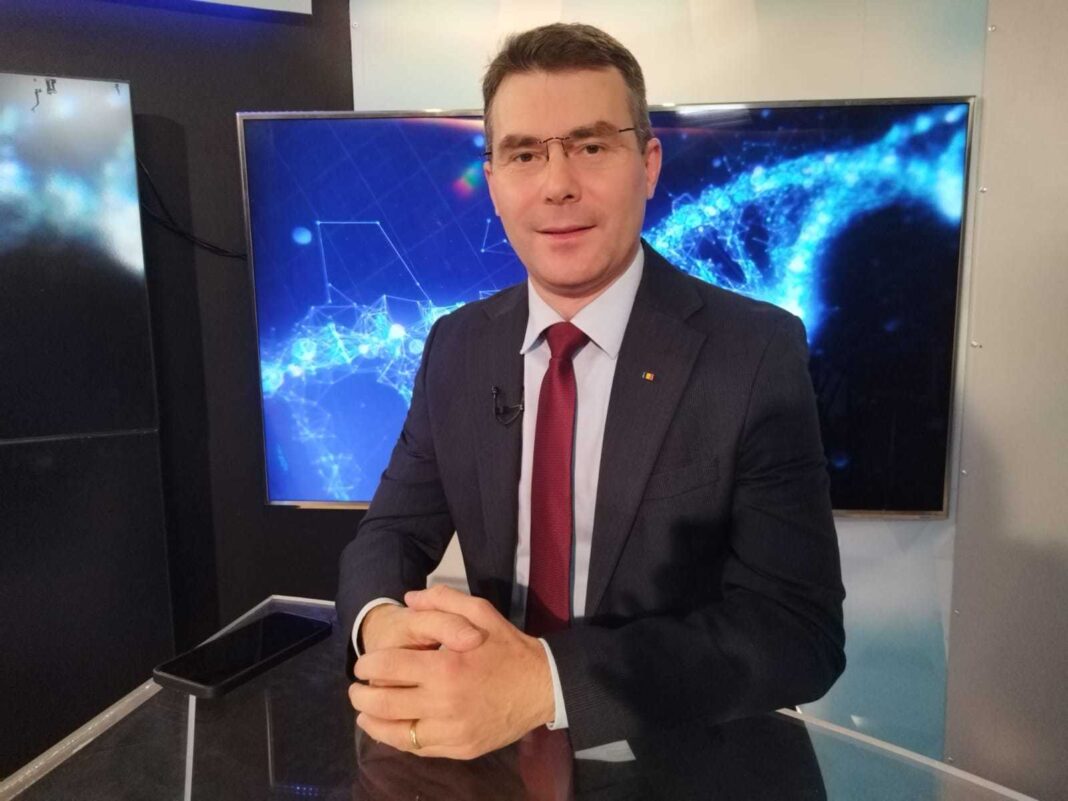 NEWS.ro: Preşedinte CNAS: Analiza necesarului real de paturi de spitalizare continuă este un demers necesar şi inevitabil. Întrebarea corectă nu este dacă trebuie să reducem, ci cum şi unde o facem