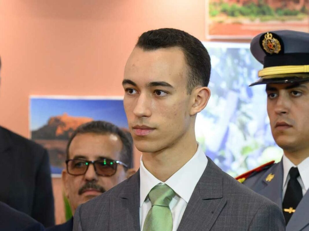 NEWS.ro: Regele Marocului îl numeşte pe fiul său, prinţ moştenitor, coordonator în cadrul Statului Major General al Armatei