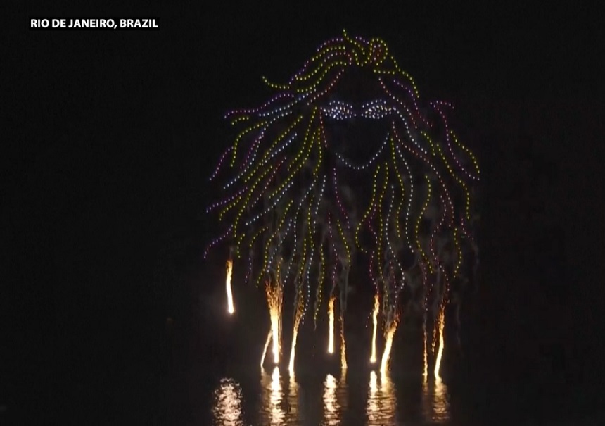 NEWS.ro: Rio în stilul Shakira - Concert grandios al vedetei latino-americane pe plaja Copacabana - VIDEO