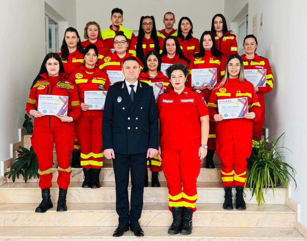 NEWS.ro: „Salvator din pasiune”. Un deceniu de la debutul programului naţional de voluntariat iniţiat de Departamentul pentru Situaţii de Urgenţă - Peste 18.000 de voluntari, dintre care 7.700 activi