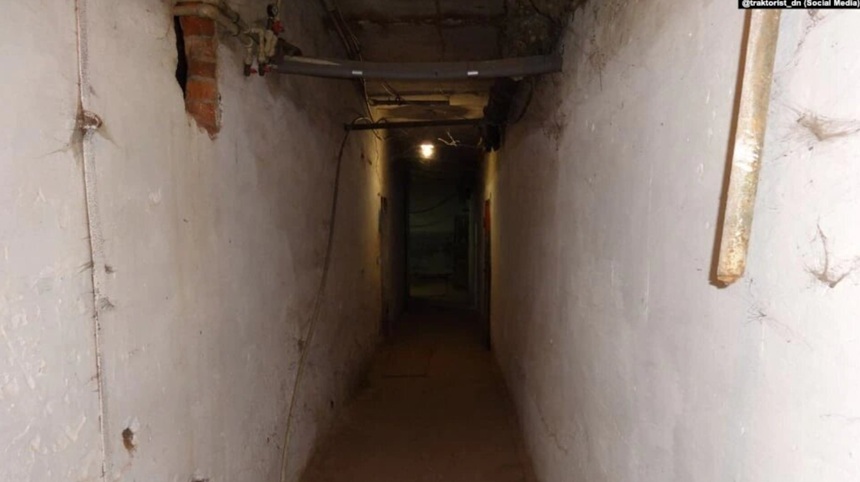 NEWS.ro: Un ucrainean, Yehven B., suspectat de tortură în Închisoarea Izoliaţia din Doneţk, încarcerat în Franţa cu privire la crime împotriva umanităţii
