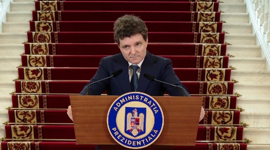 NEWS.ro: UPDATE - Nicuşor Dan: Pentru România, 20 de ani de UE au însemnat modernizare şi mai ales creşterea nivelului de trai/ Reafirm: România va avea un guvern pro-occidental într-un termen rezonabil - VIDEO
