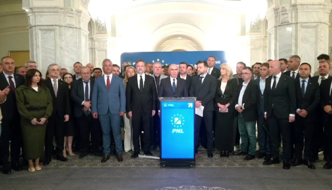 NEWS.ro: UPDATE - PNL anunţă că rămâne în opoziţie/ Bolojan: Prin decizia de astăzi PNL confirmă că este un partid cu demnitate, un partid care va lucra în anii următori pentru a construi un pol de modernizare