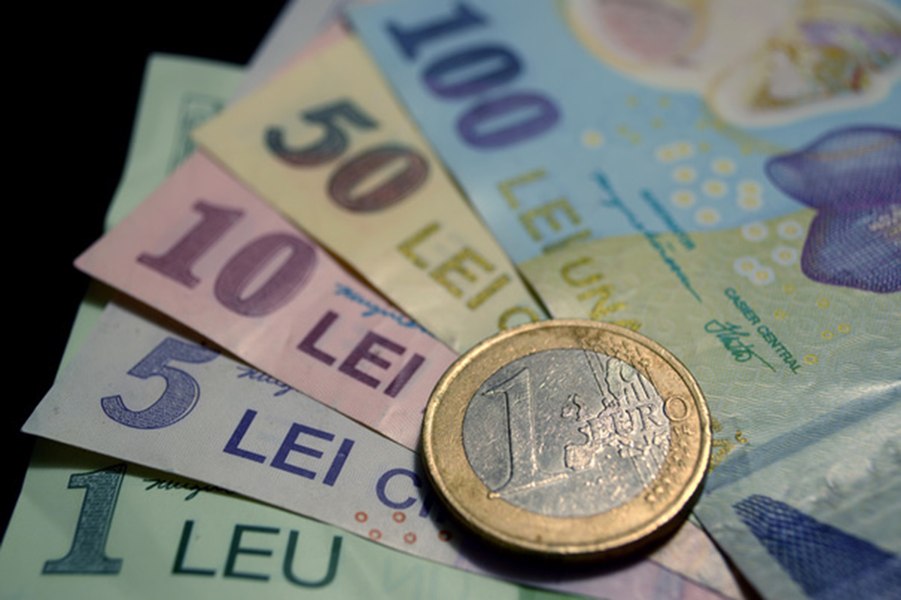 Nou record istoric pentru euro - 5,26 lei