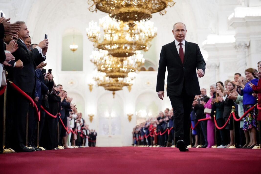 Politico: Europa se teme că „fereastra de oportunitate” a lui Putin este acum