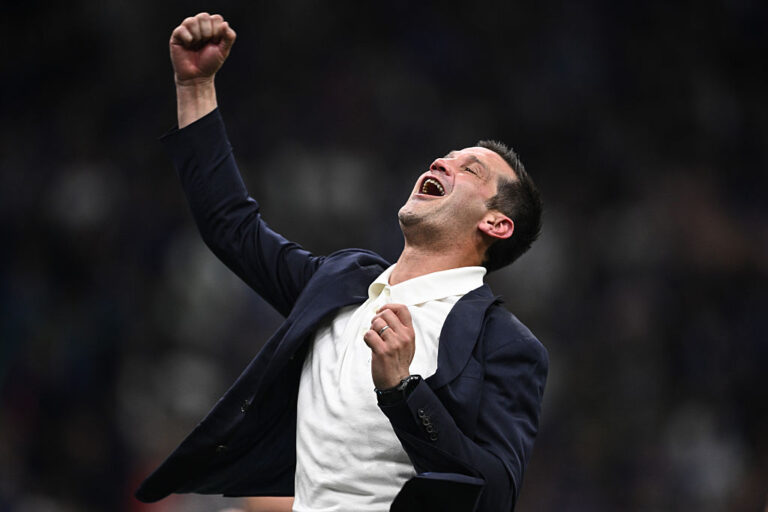 Presa italiană îl ridică în slăvi pe Chivu după titlu! „De la cea mai neagră noapte, la triumf.”