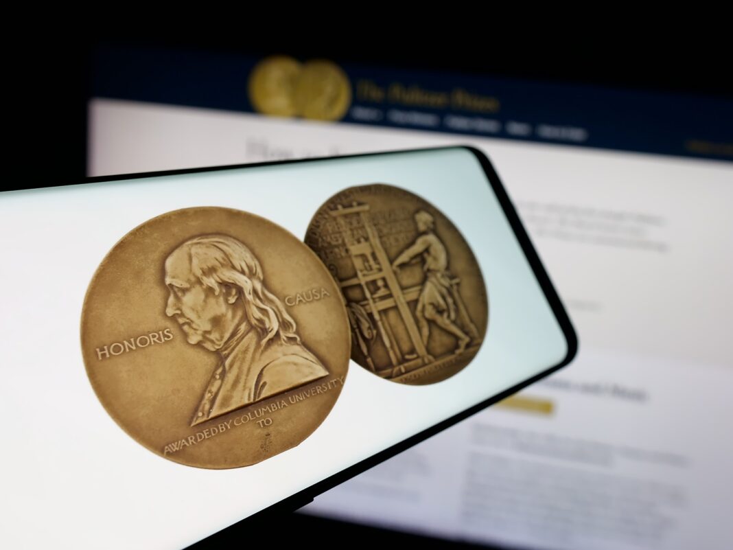 Pulitzer 2026: investigațiile despre Trump și Gaza au adus cele mai importante premii / The New York Times a primit trei premii