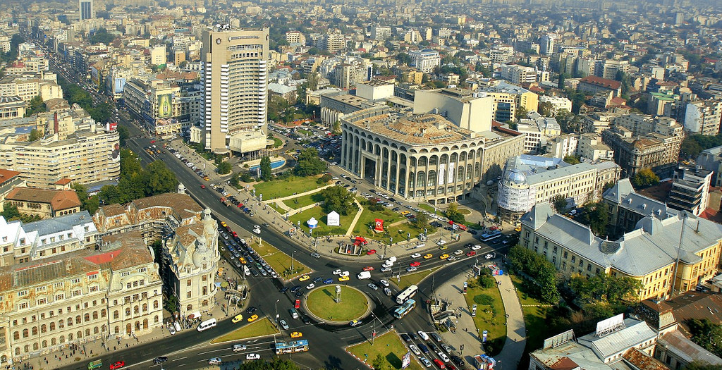 Restricții de trafic în București până luni, din cauza Semimaratonului Internațional, a unui festival și marșului pro-european | Programul complet și traseele afectate