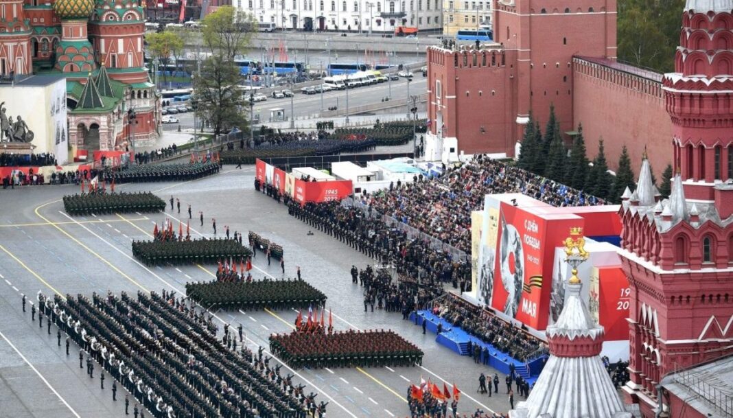 Rusia a anunţat un armistiţiu unilateral în luptele cu Ucraina pe 8 şi 9 mai, când marchează ziua victoriei sovietice asupra Germaniei naziste
