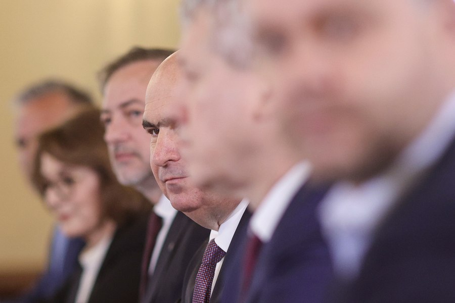 Ședință decisivă în PNL după căderea Guvernului Bolojan: se retrage în opoziție sau forțează un guvern minoritar?