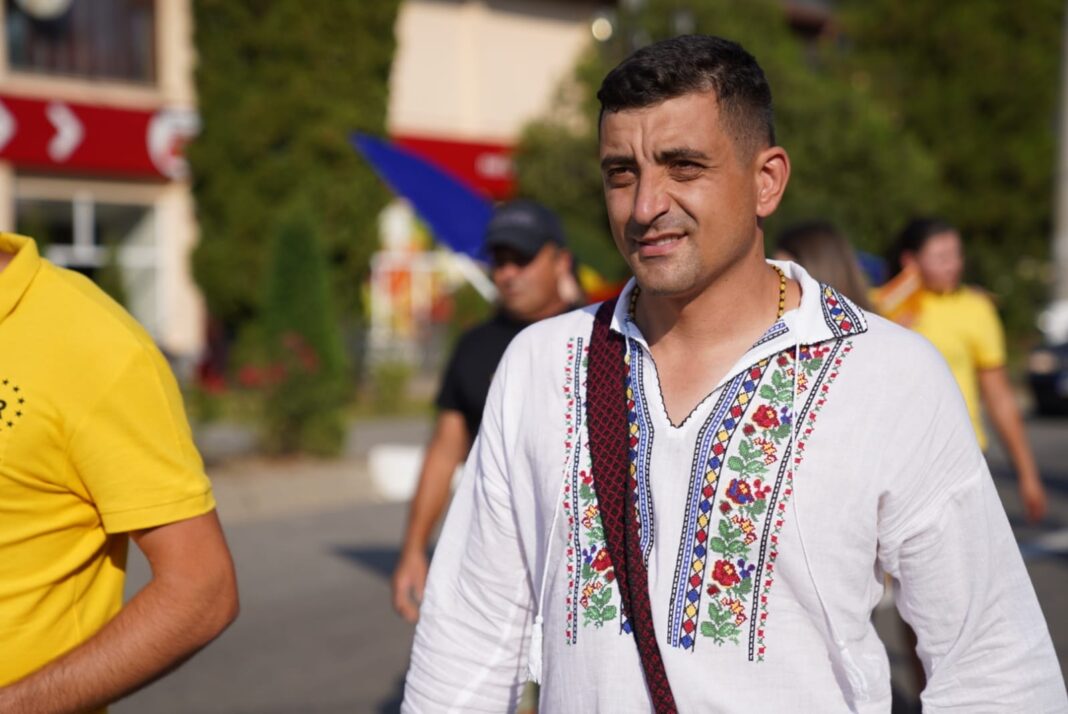 Simion: Fac un apel la toți etnicii maghiari care vor să aibă reprezentare politică, să se înscrie în AUR / Liderul partidului extremist, acuzat că ”a dansat pe mormintele eroilor de război maghiari”