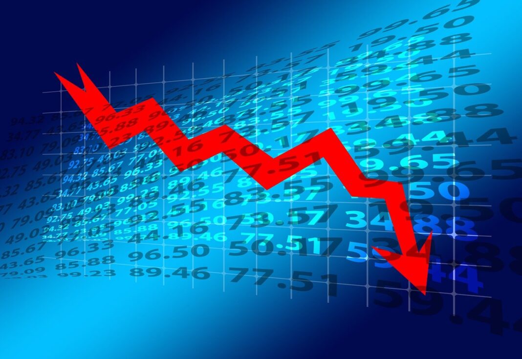 Sondaj G4Media: Crezi că actuala criză politică va avea consecințe economice?