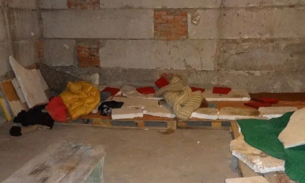 Tortură și violenţe sexuale asupra deţinuţilor: un ucrainean care a colaborat cu separatiștii pro-ruși, inculpat în Franța pentru crime de război