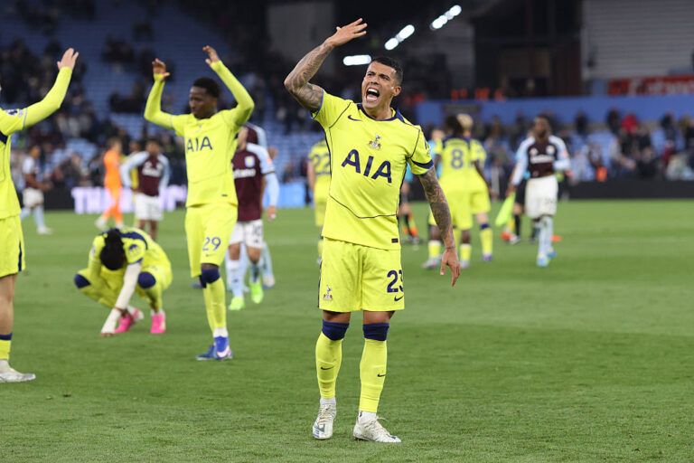 Tottenham respiră după victoria de pe Villa Park! Drăgușin a privit de pe bancă salvarea provizorie