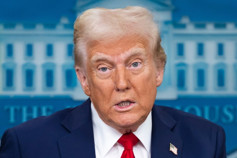 Trump anunță că a amânat atacurile asupra Iranului. „Se poate ajunge la un acord”