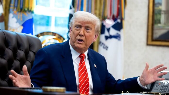 Trump anunță majorarea tarifelor pentru mașinile europene la 25%