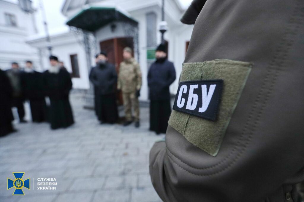 Ucraina a efectuat o operaţiune masivă împotriva recrutorilor militari suspectaţi de corupţie / 40 de percheziţii în 16 regiuni ale țării / Suspiciuni de abuz de putere, îmbogăţire ilicită şi alte delicte