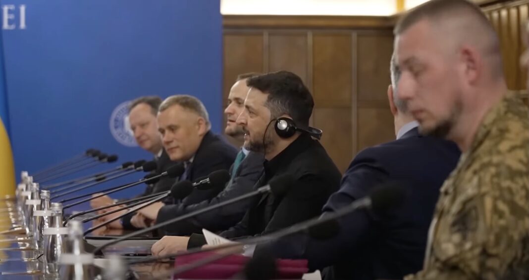 Ucraina a înregistrat „activitate neobişnuită” la frontiera cu Belarus, anunţă Volodimir Zelenski