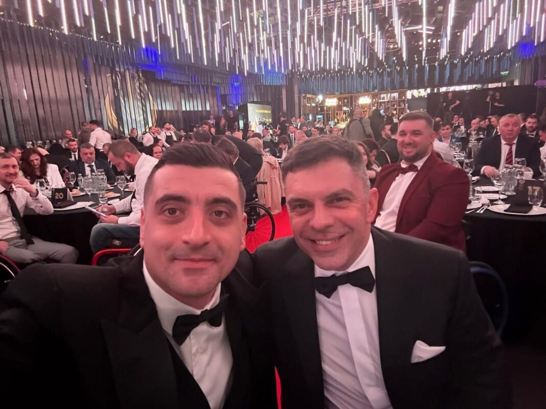 UDMR, după ce fostul lor ministru al Sporturilor, Eduárd Novák, și-a evidențiat legătura cu extremistul Simion: A început să spună lucruri pe care le auzisem anterior la extremiștii care, de altfel, îl atacaseră și pe el, cu Simion în frunte, tocmai din cauza etniei sale maghiare