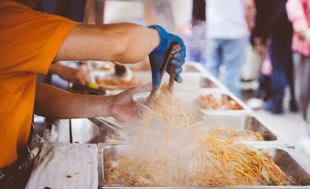 Weekend plin de distracție în București: festivaluri culinare, plimbări cu barca pe Dâmbovița și un semimaraton sunt doar câteva dintre evenimentele de la final de săptămână