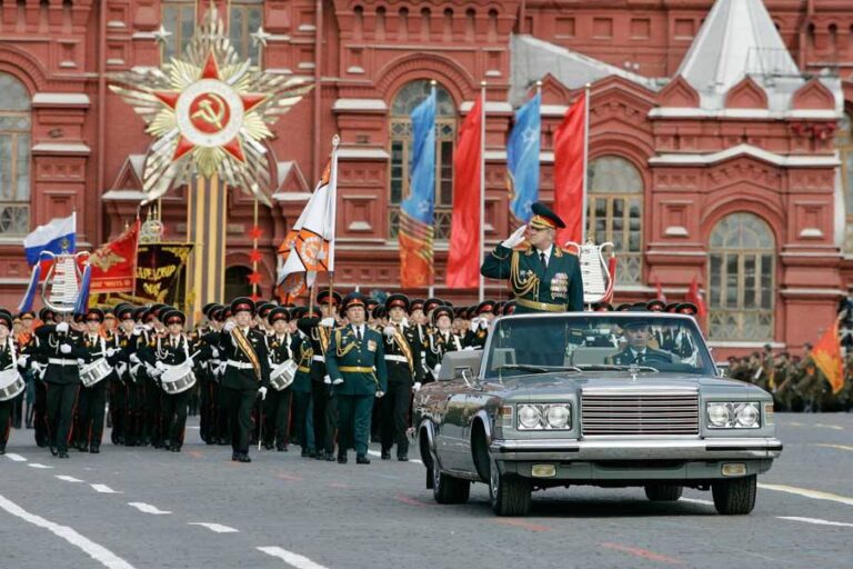 Zelenski: Ucraina ar putea lansa atacuri cu drone asupra paradei din Moscova, de 9 mai