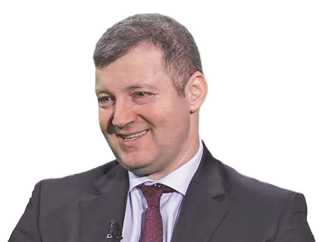 ZF Deschiderea de astăzi la Bursă. Liviu Arnăutu, Atlas AM: ETF-urile cresc pe fondul unui retail mai matur, dar diversificarea geografică rămâne esenţială într-un context incert
